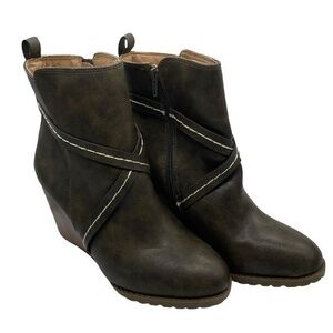 Diba Alberta Wedge Booties